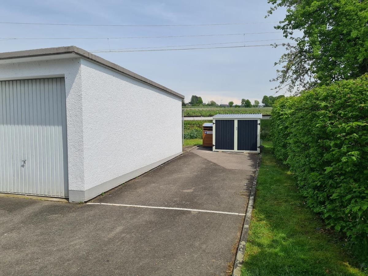 Seeblick Kampf Mit Fahrradgarage Nonnenhorn Exterior foto